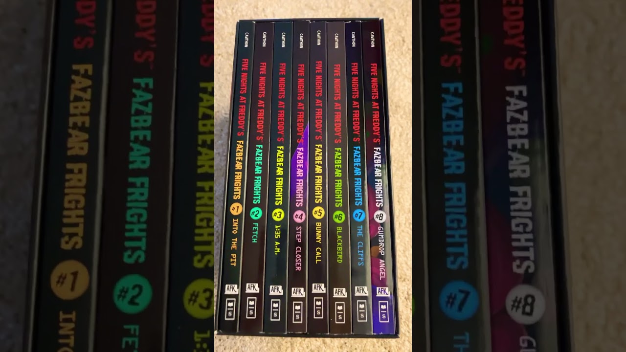 Unboxing the Fazbear Frights boxed book set 