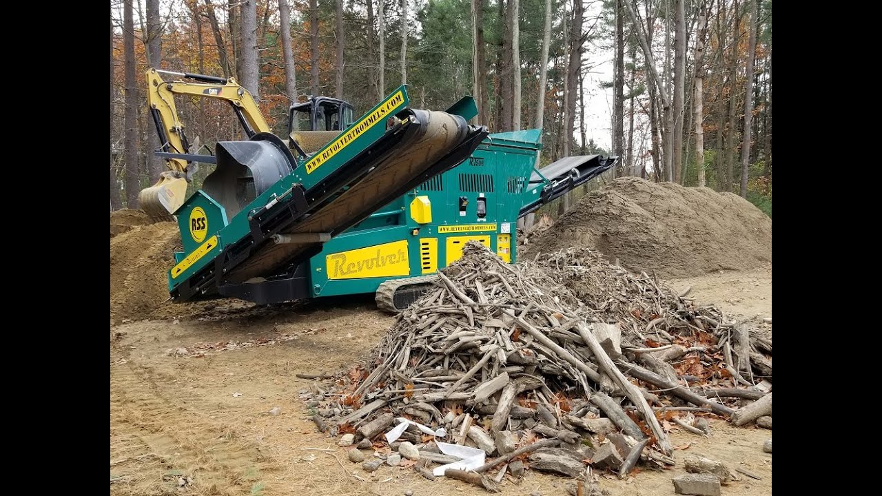 Revolver RT508T remote controlled track mounted trommel screening plant