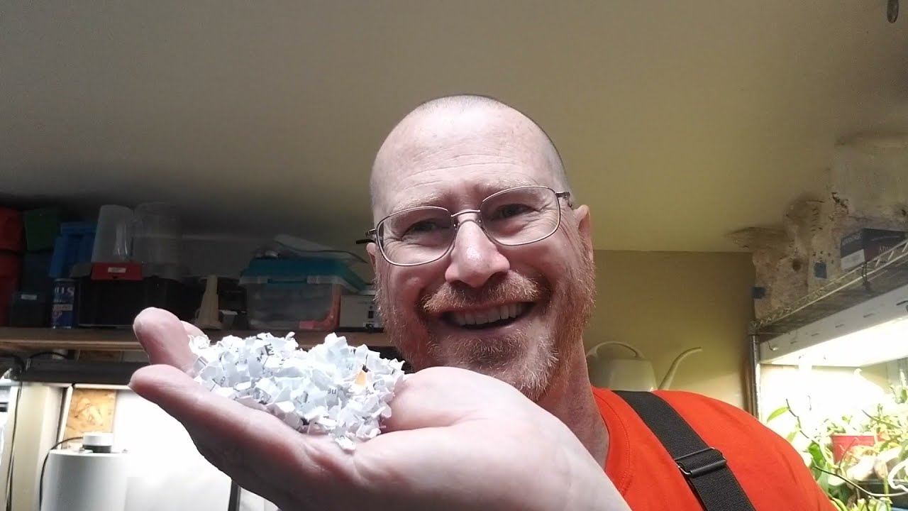 Shredded office paper for worms: does it really have bleach???