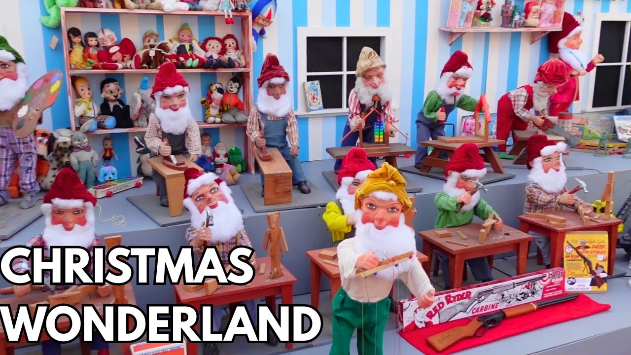 Huge Collection of Vintage Animatronics! - Christmas Wonderland at Maple Leaf Farms