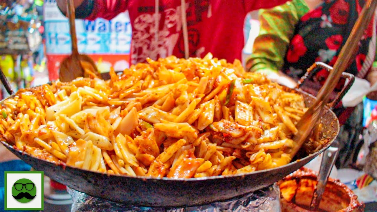 Aunty ka Desi Pasta Street Style + Rangeen Kulfi in Delhi | Veggie Paaji