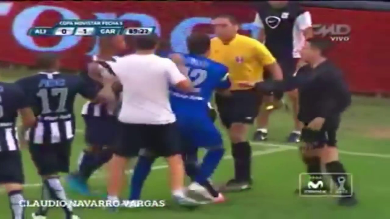 ARBITRO EXPULSA A 5 EN 5 MIN -  ARBITRO PELEA /  Alianza Lima vs Real Garcilazo