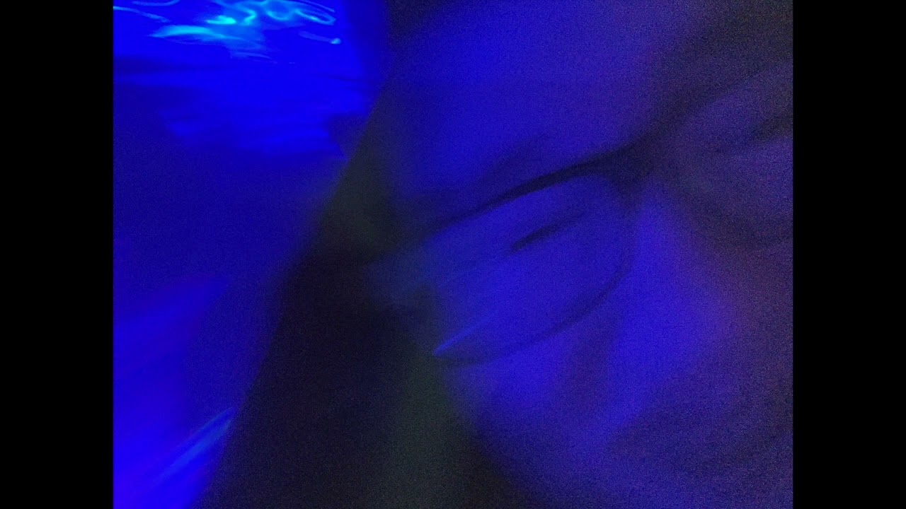Ivon - Floating (prod. ELECTROCUTION SOLUTION)