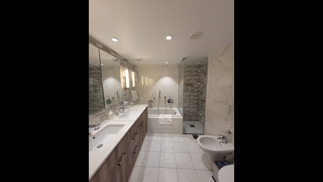 Wonder of the Seas Owners Suite 1830