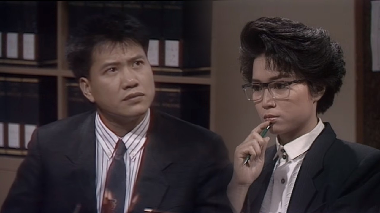 個殺手求財啫 有可能搵佢哋兩父子勒索｜當代男兒｜TVBUSA｜TVB完整劇集｜TVB｜經典劇集 ｜經典｜港劇｜萬梓良｜呂良偉｜陳敏兒｜林嘉華｜林穎嫻｜麥翠嫻｜張衛健｜邵美琪｜陳美琪｜吳孟達｜劉青雲