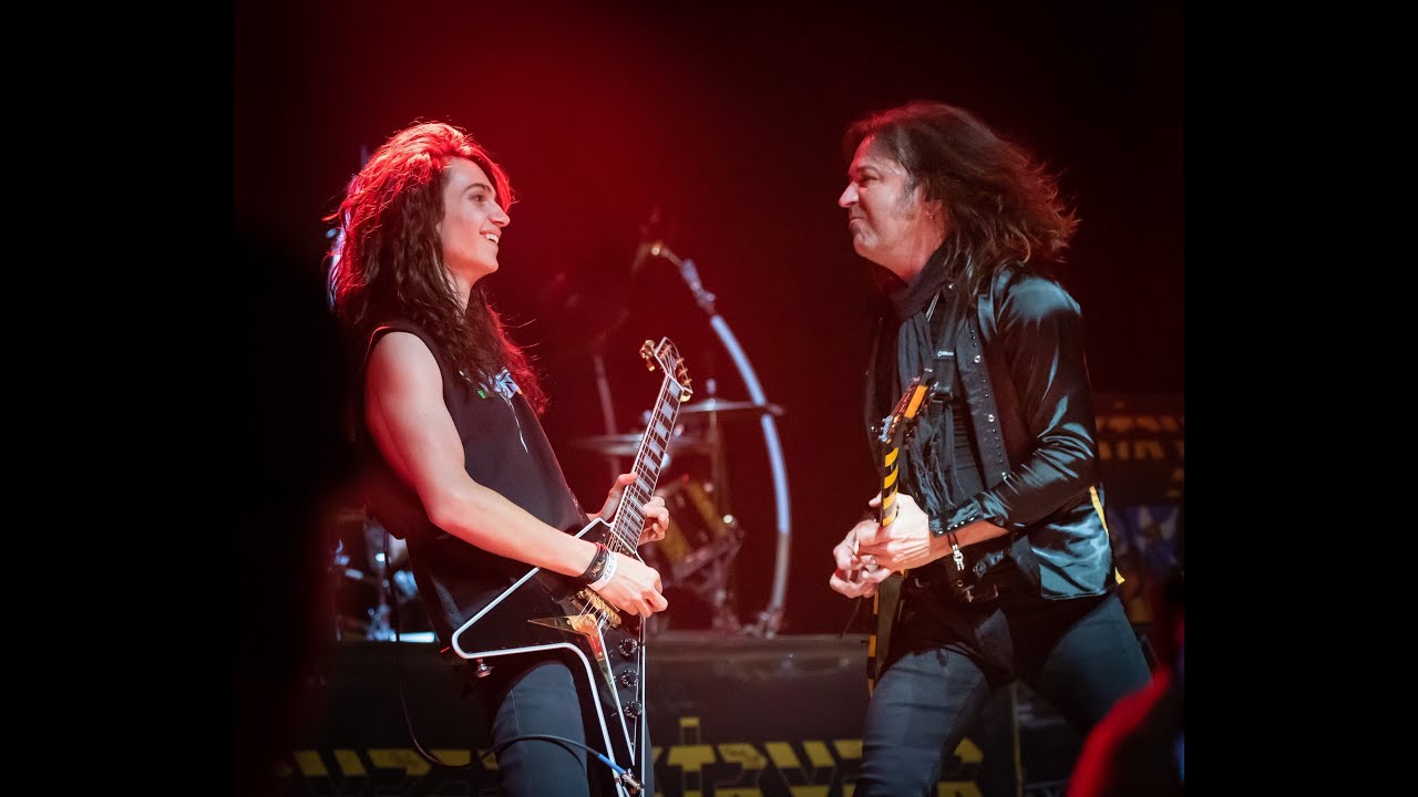 Stryper Invites 16-year-old Max Frye On Stage