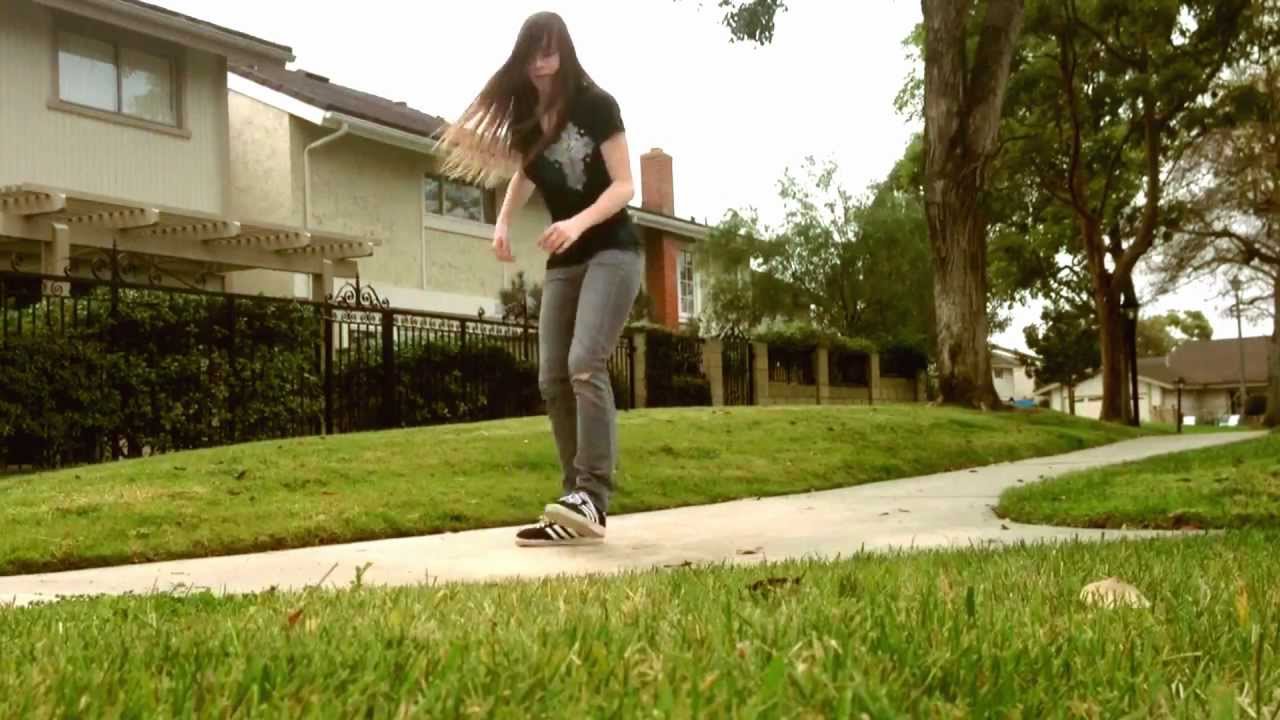 Melbourne Shuffle Girl