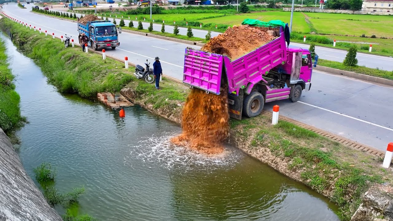 Nice Project Start up to Land Fill , Team Truck 5Ton Delivery Soil Unloading ,Dozer Pushing Soil
