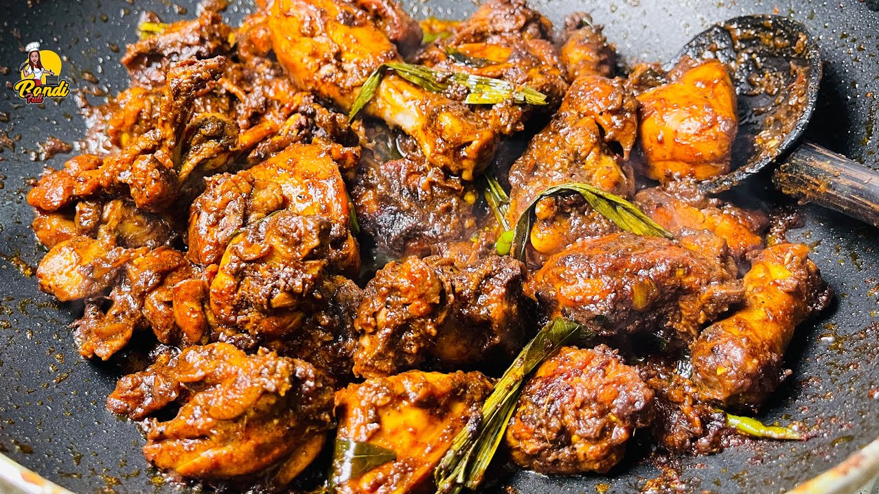 කුකුල් මස් තෙම්පරදුව - පට්ට රසයි ඈ 😋Tempered Chicken Curry | Chicken Thel Dala by BandiFull