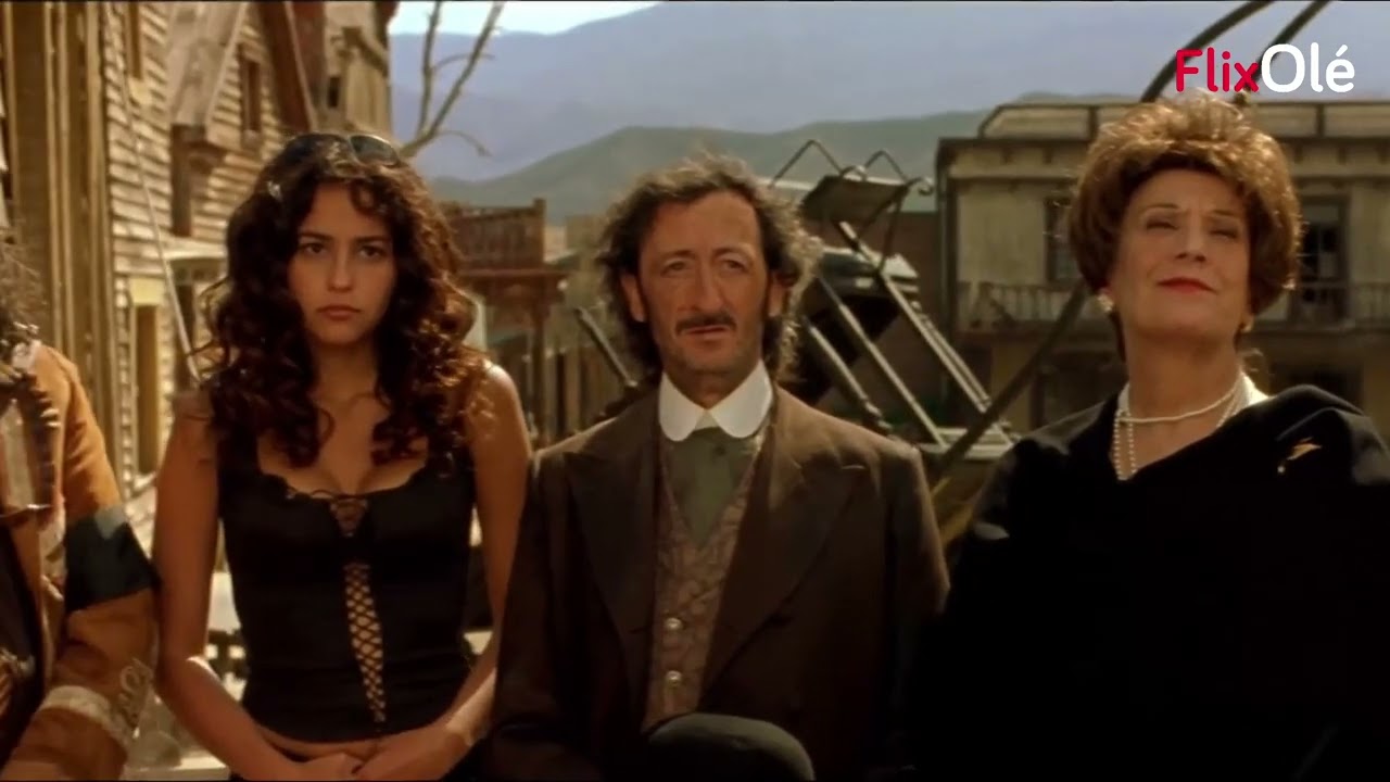 Escena final de 800 balas (Álex de la Iglesia, 2002)