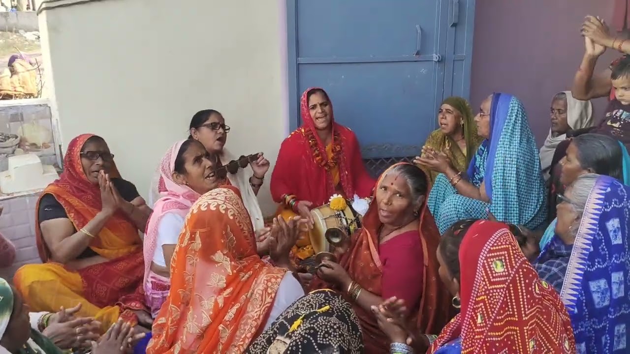 🌼💐 मथुरा में उड़े गुलाल कहियो राधा रानी ते। होली भजन 🌹💫 #भजन_कीर्तन_कार्यक्रम #song 
