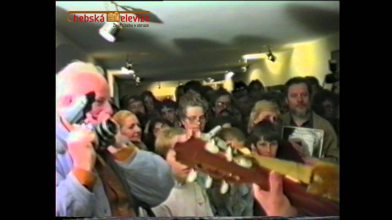 Retro z Chebu: Jaro 1990: První burza i Karel Kryl v Chebu (Chebská televize)