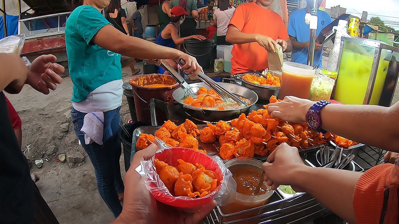 [POV eating] Filipino Streetfood Balut, Penoy, Pugo Kwek Kwek, Proben, Isaw, Fried Chicken!!