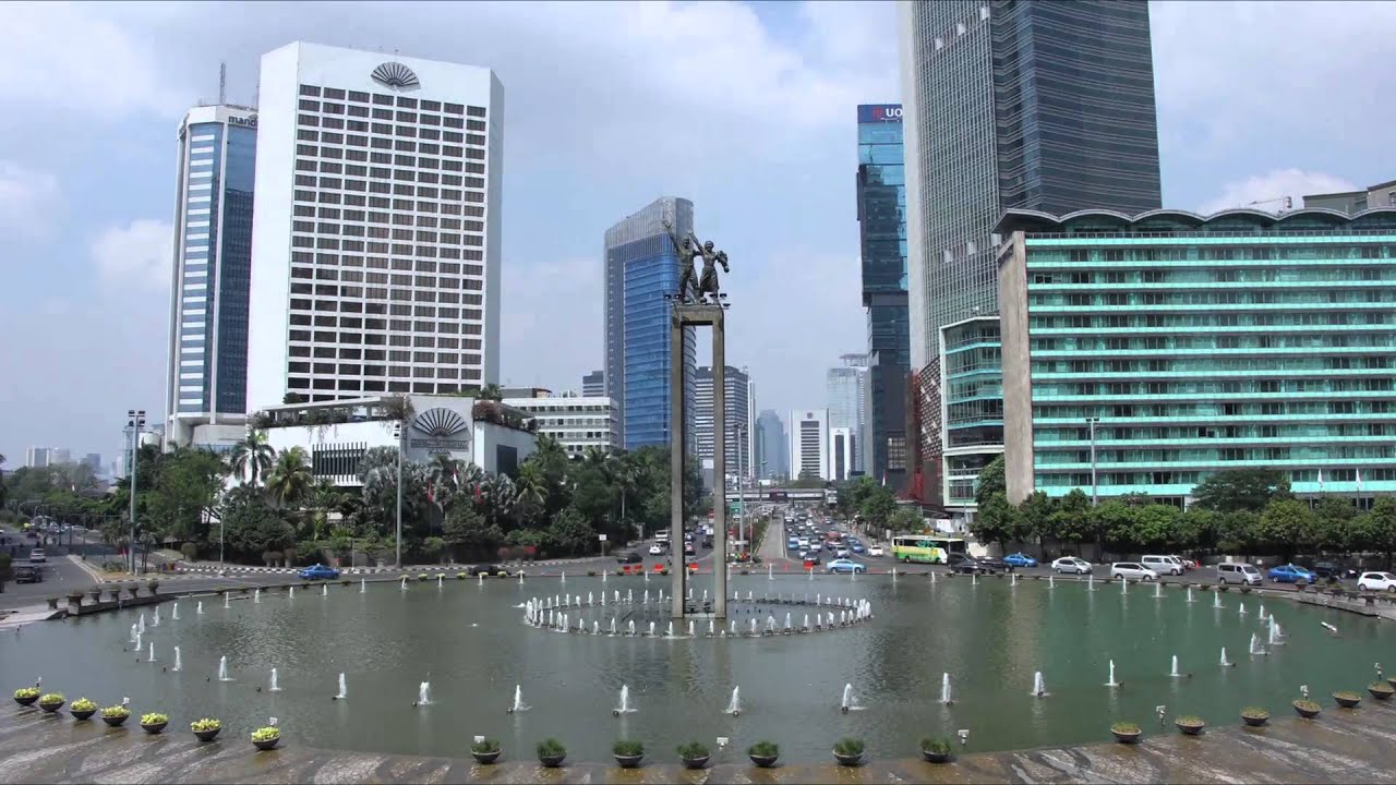 Bundaran Hotel Indonesia (Time Lapse)