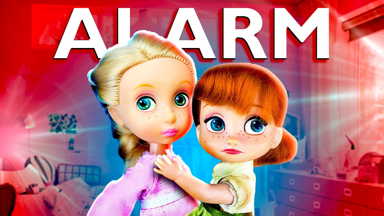 STATE OF ALARM In the KINGDOM | Luna's Toys