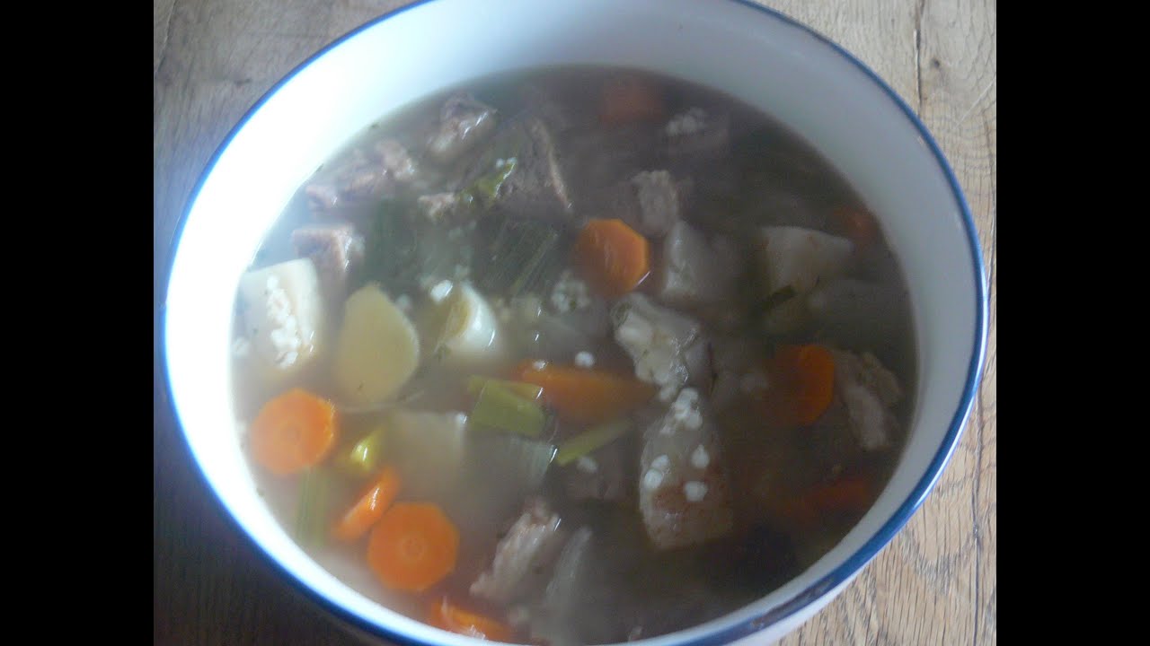 Gem&uuml;sesuppe mit Rindfleisch