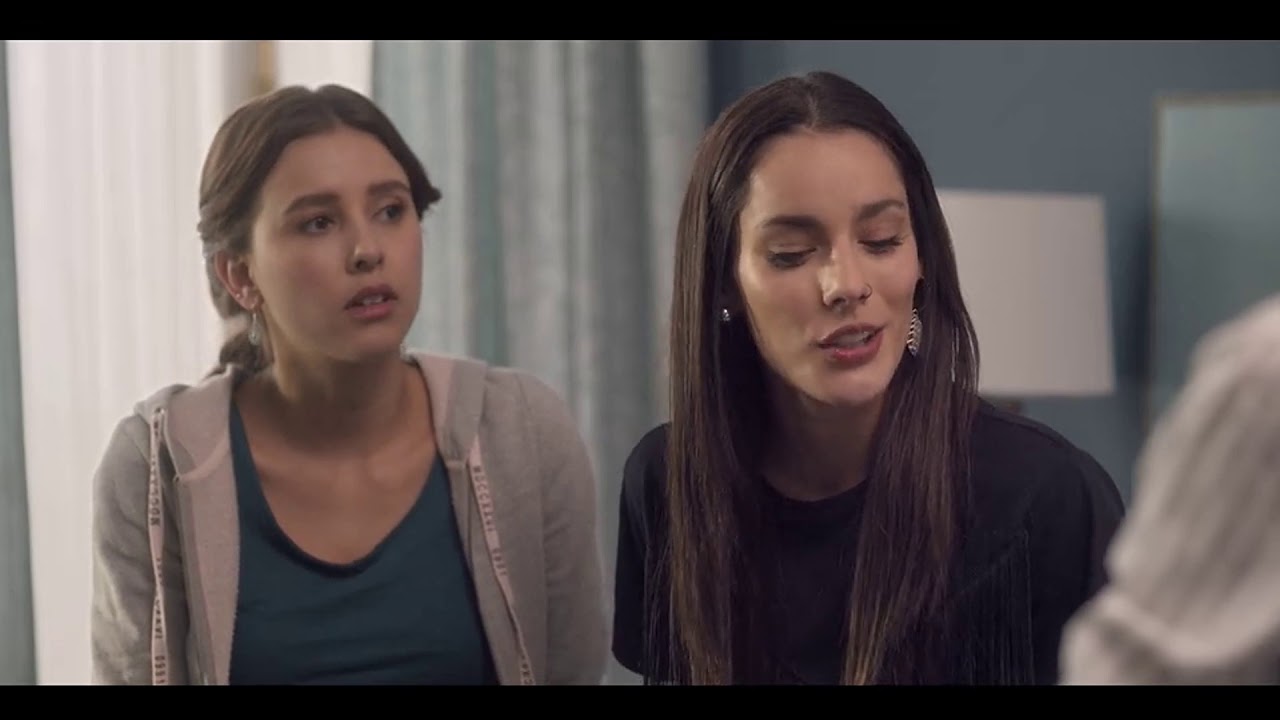La primera vez viendo senos - Madre S&oacute;lo hay Dos - N3tflix