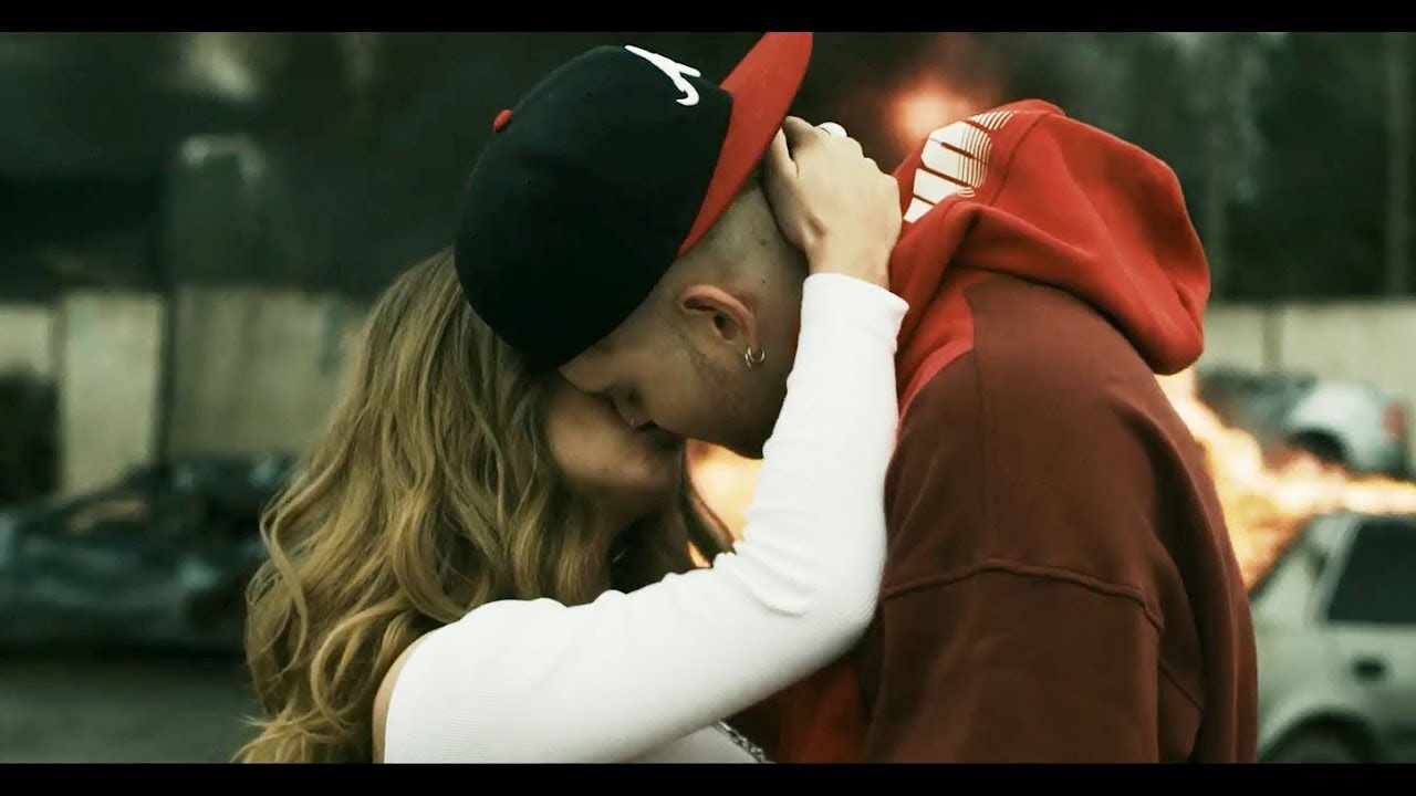 Lukas Leon - Rooma feat. Etta (Virallinen musiikkivideo)