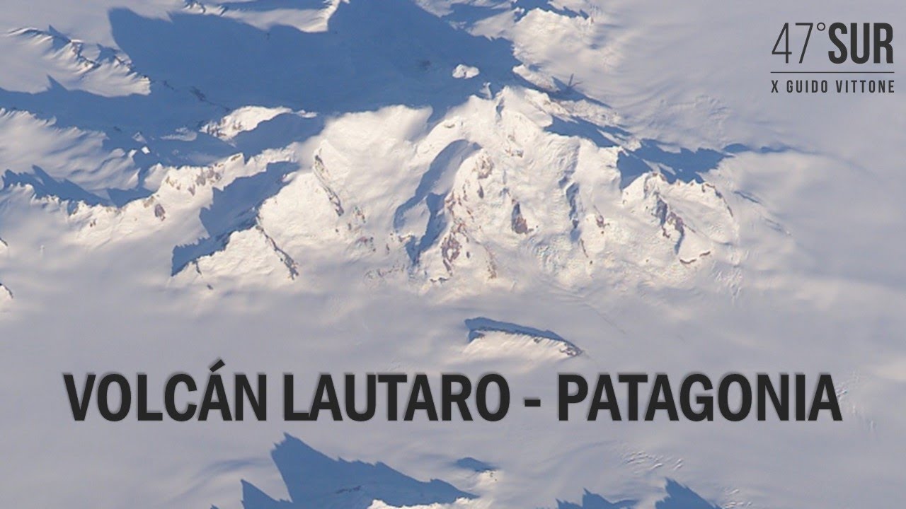 Volcan Lautaro en Patagonia (Chile)