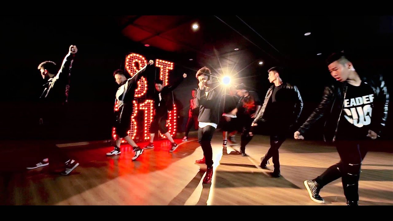 CALL ME BABY - EXO Dance Cover by St.319 from Vietnam