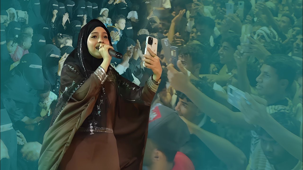 ماريا قحطان تغني اغنية سقطرية وبالزي السقطري