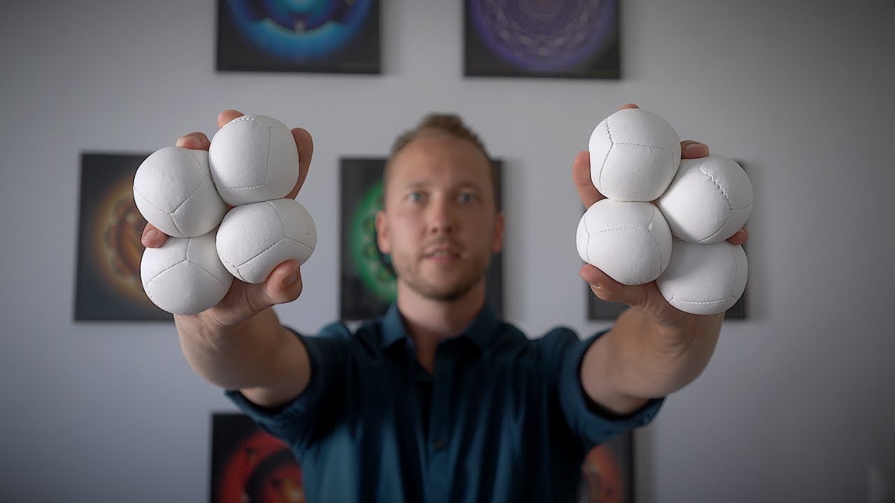 8 pallon jongleeraus ja muita temppuja