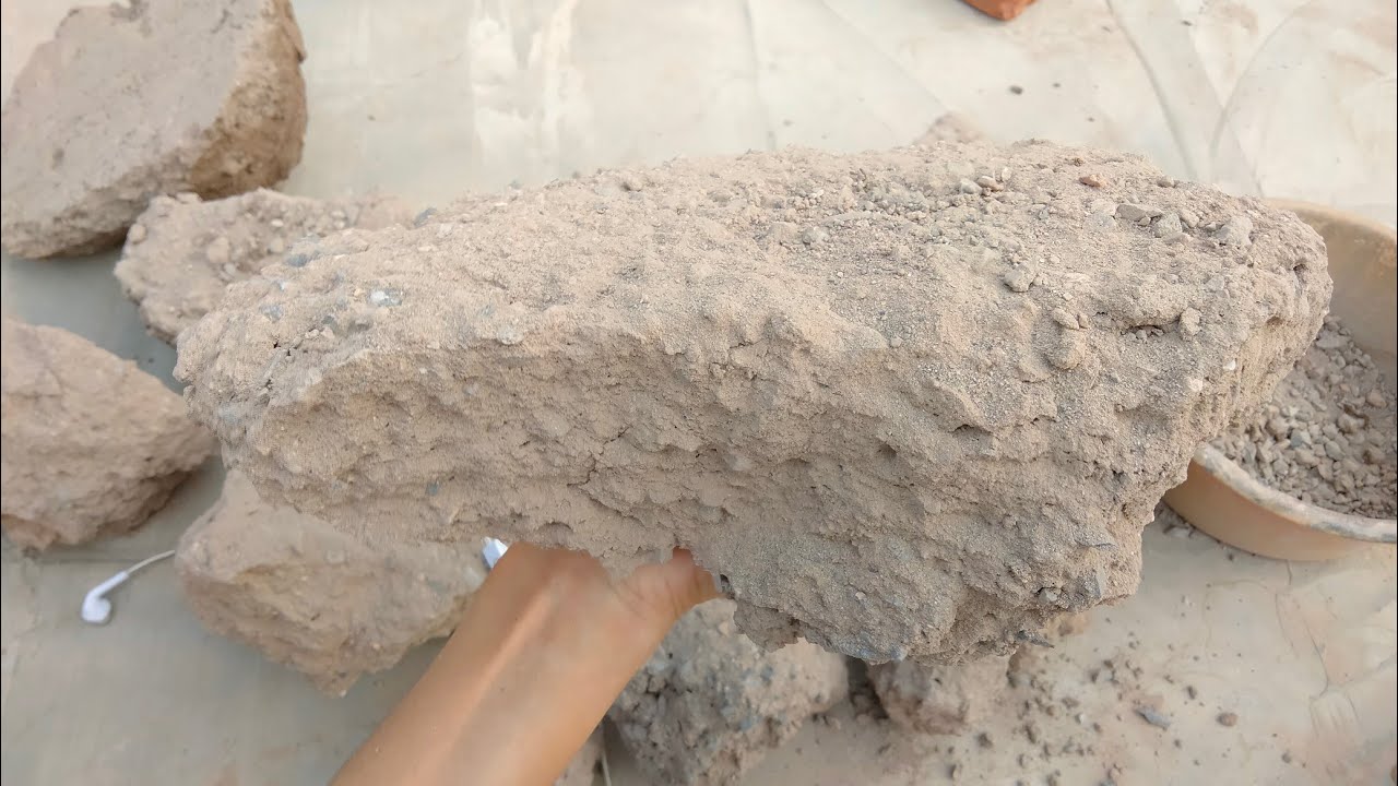 ASMR: Brown Gritty dirt Chunks dry Crumbling in tub ❣️