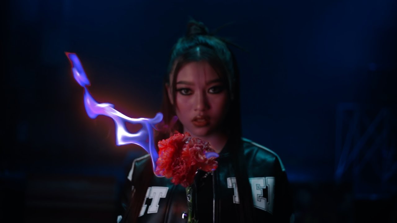 Petch - 9 VOLTER (Official Music Video)