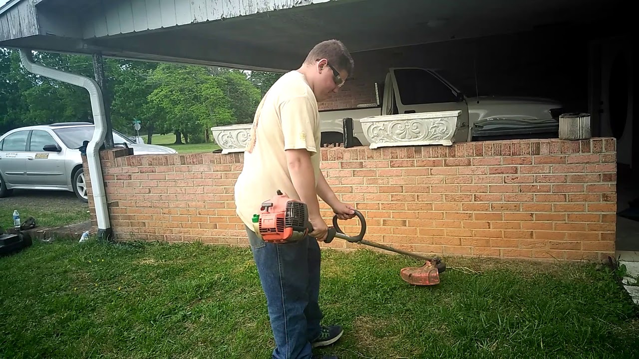 Husqvarna 223l weed eater demonstration