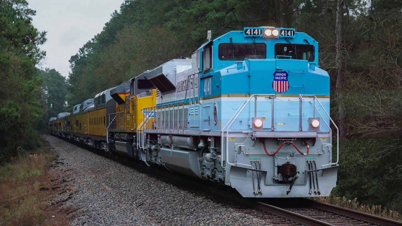 UP 4141: President George H. W. Bush Funeral Train