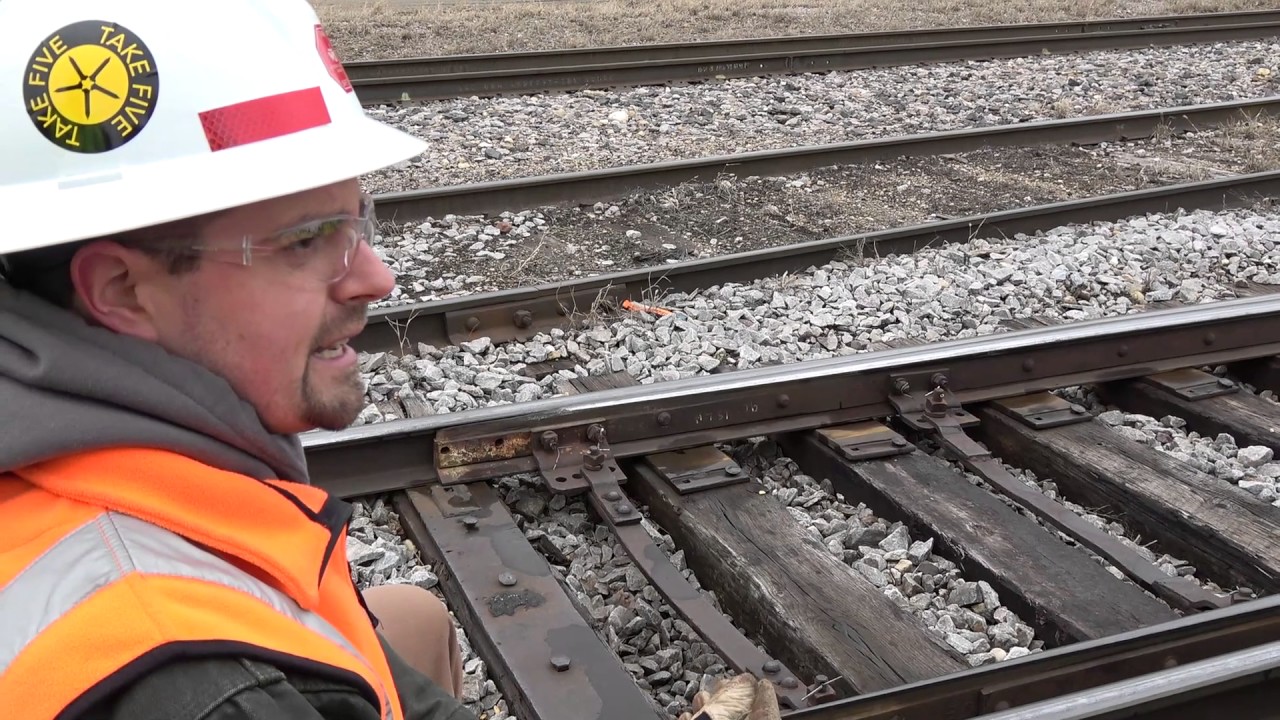 TRRS 503: Railroad Track Switches / Turnouts Explained