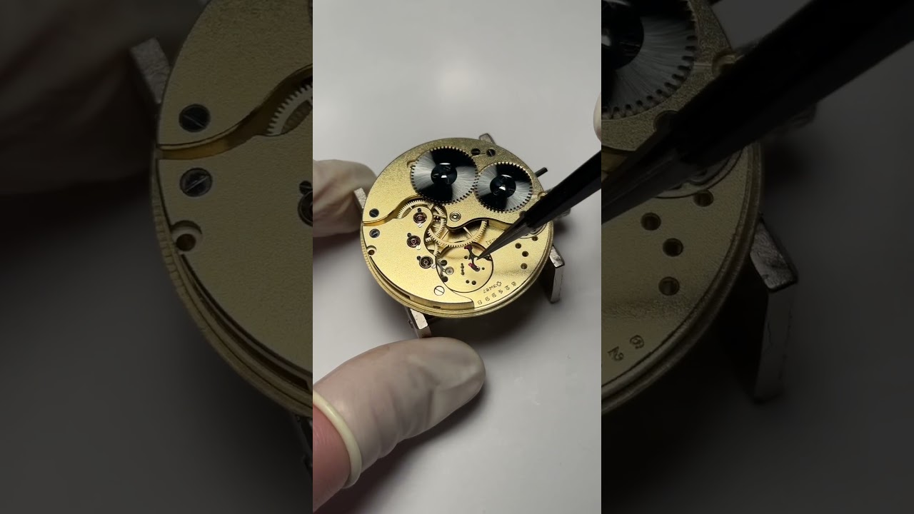 Assembly of a 100 years old IWC Schaffhausen Pocket Watch Movement