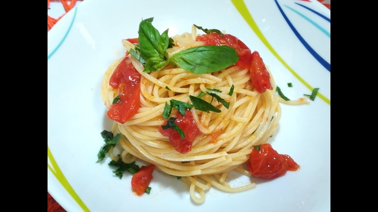 Spaghetti aglio, olio e pomodorino