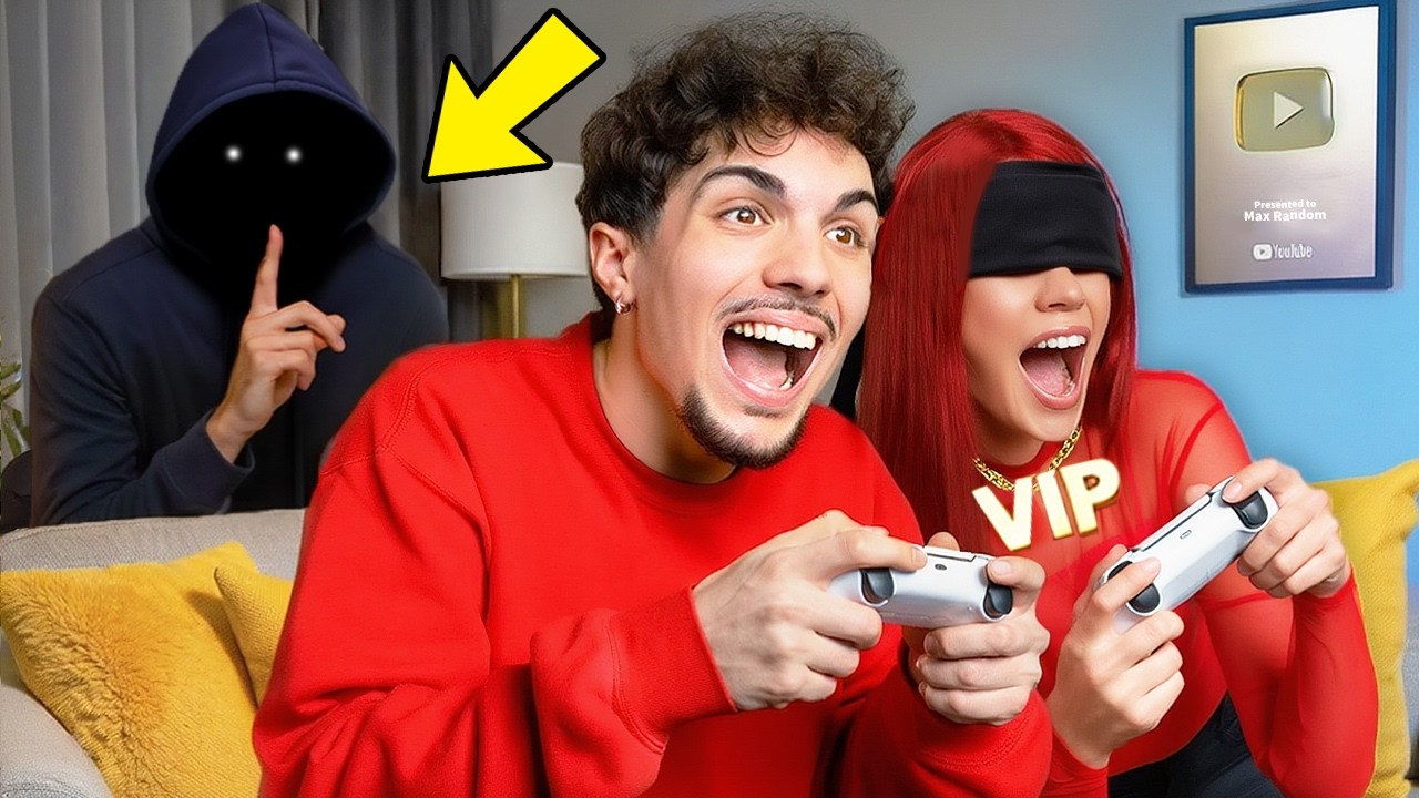 UNO STALKER INQUETANTE &egrave; ENTRATO A CASA MIA MENTRE GIOCAVO a ROBLOX..