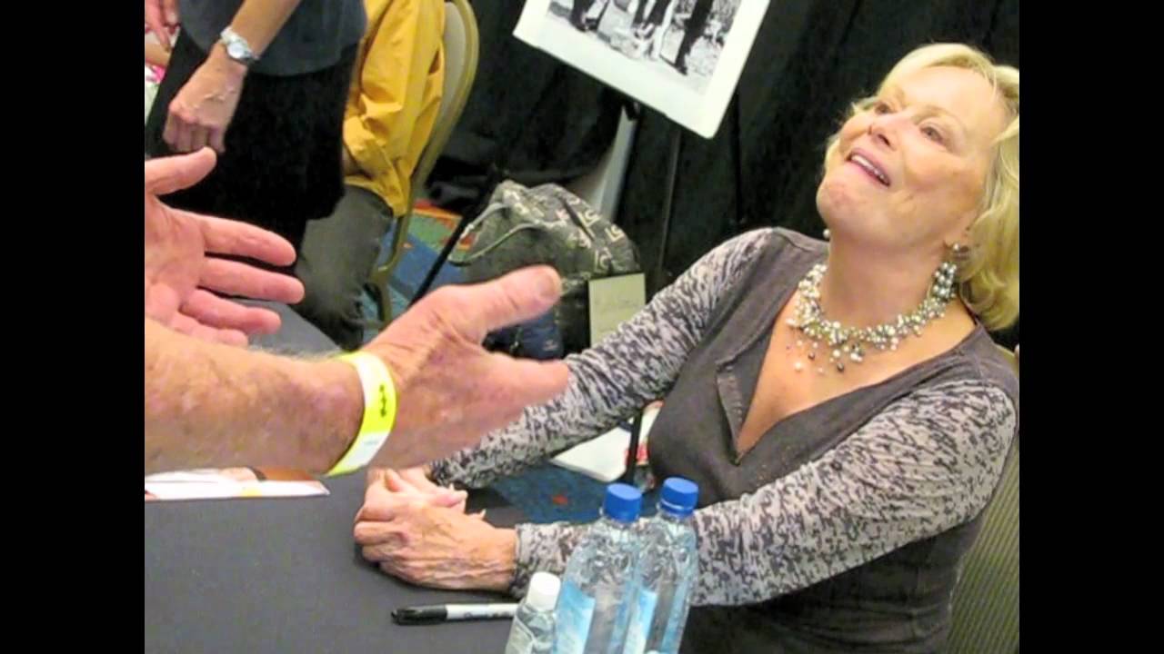 The Hollywood Show 10.8.11 Part 4 RON ELY, MORGAN FAIRCHILD, FALCON CREST