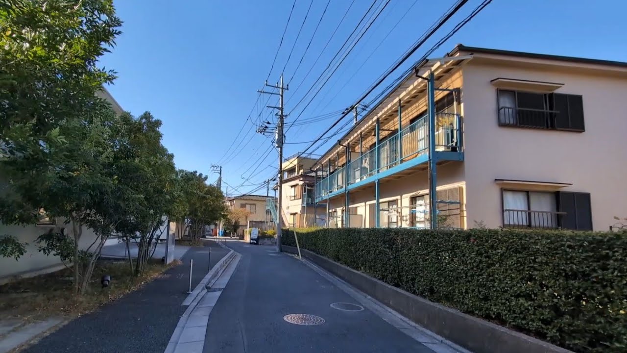 【足立区マニアック】扇一丁目、閉業した石井自動車から当時あみだ橋通りで唯一の信号を左折、旧第三団地、旧ゆうちゃん弁当を通り、日暮里・舎人ライナー高野駅まで歩いた🚶