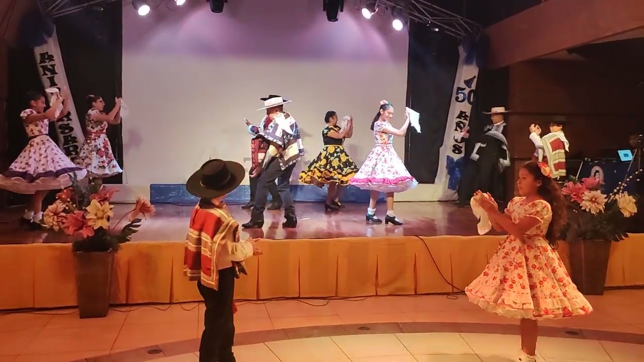 Gala 50 años aniversario Escuela Gabriela Mistral, Conjunto folclorico  Piececitos - Arica 08-05-23 