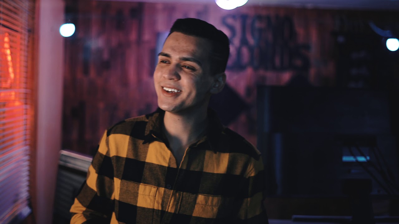 Luis Angel - La Familia