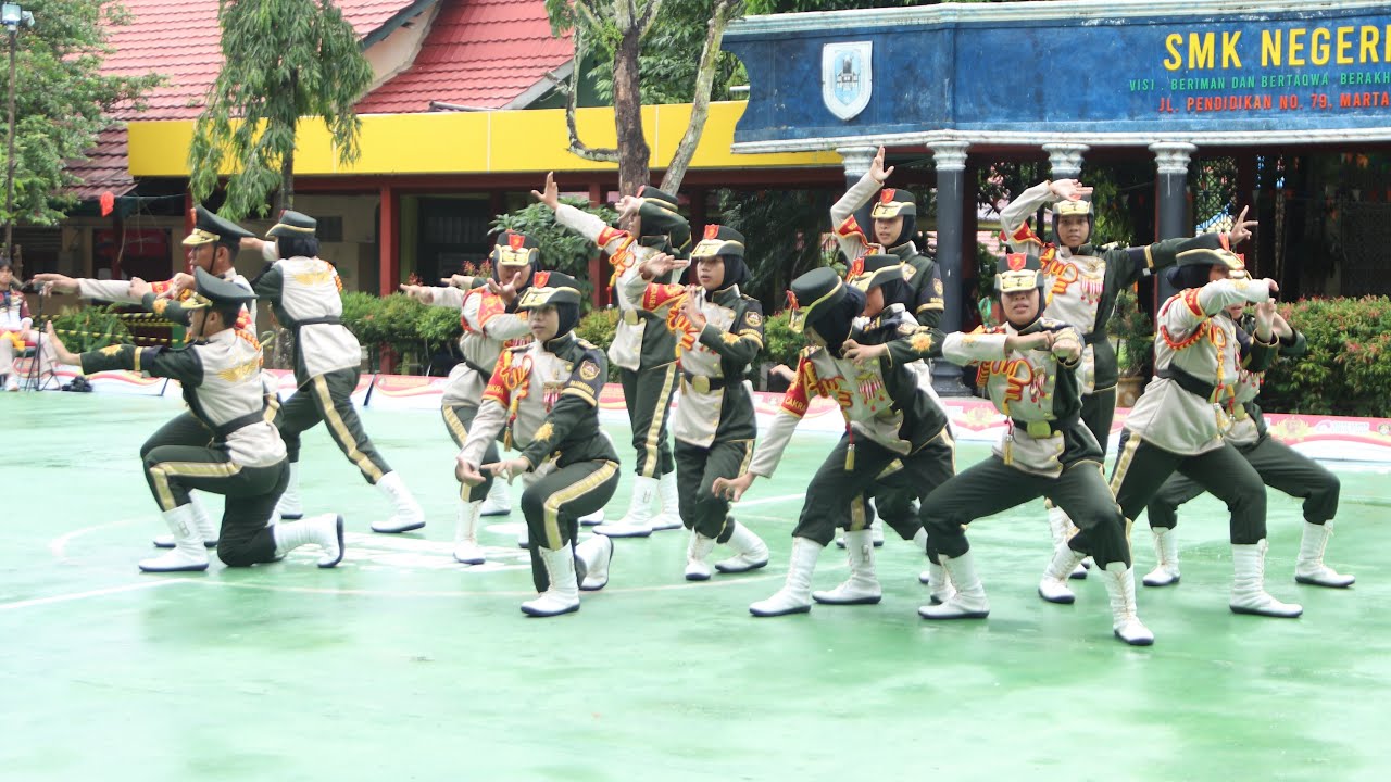 LASKAR DWI WARNA PASUKAN 