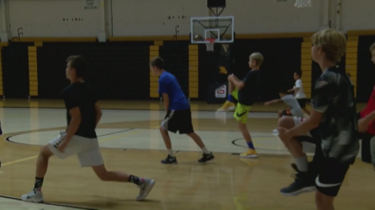 Missouri Western men's basketball team to host youth camp