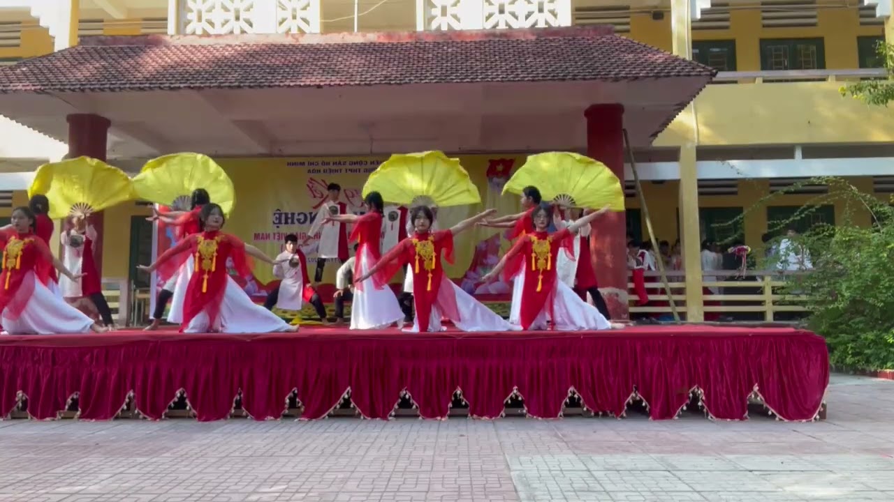 Tây Sơn Bước Chân Hào kiệt👍11B6 Trường THPT Thiệu Hóa👍20/11/2023