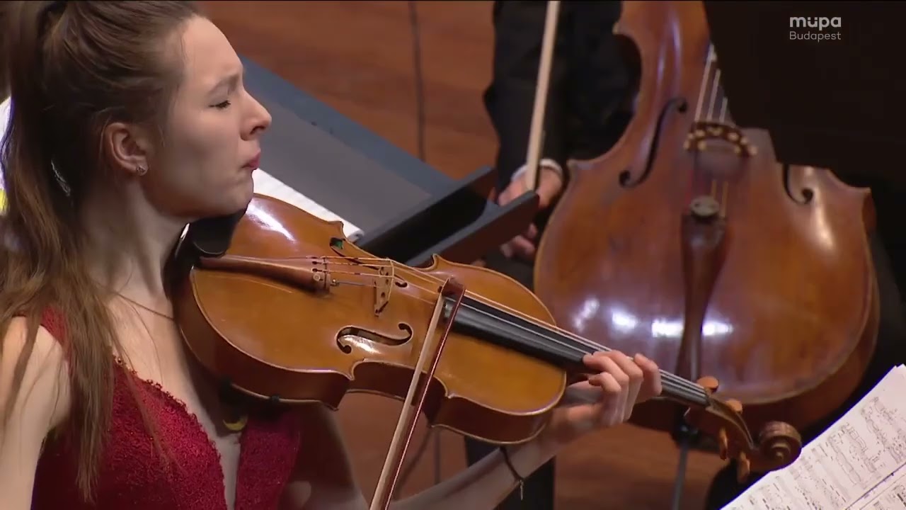 Grażyna Bacewicz - Polish Capriccio for Viola Solo