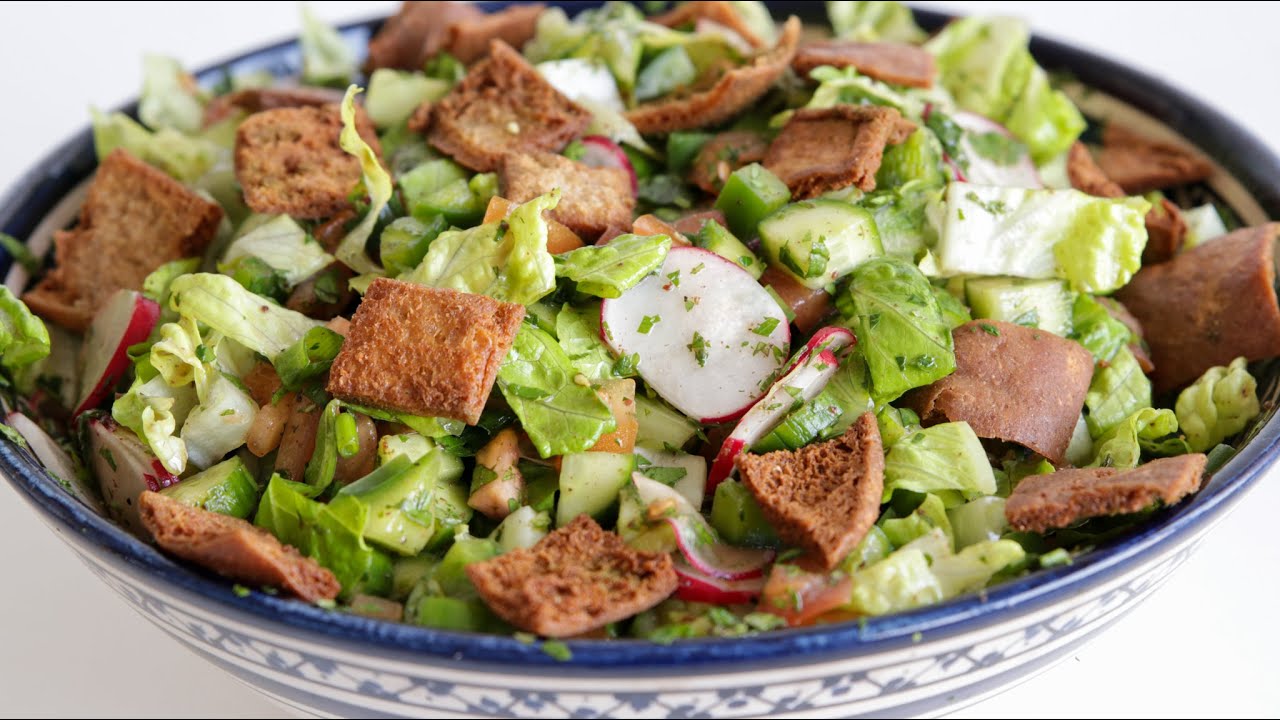 Classic Fattoush Salad Recipe