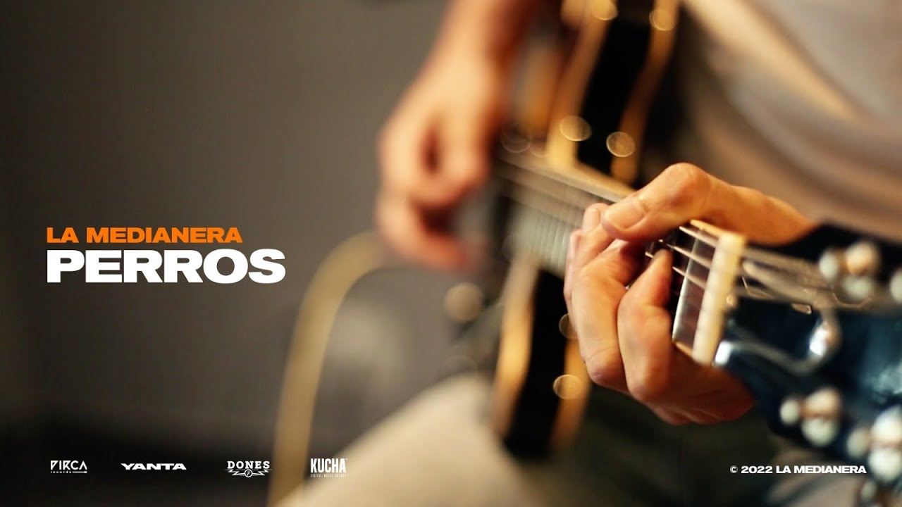 LA MEDIANERA - Perros [ Video Oficial ]