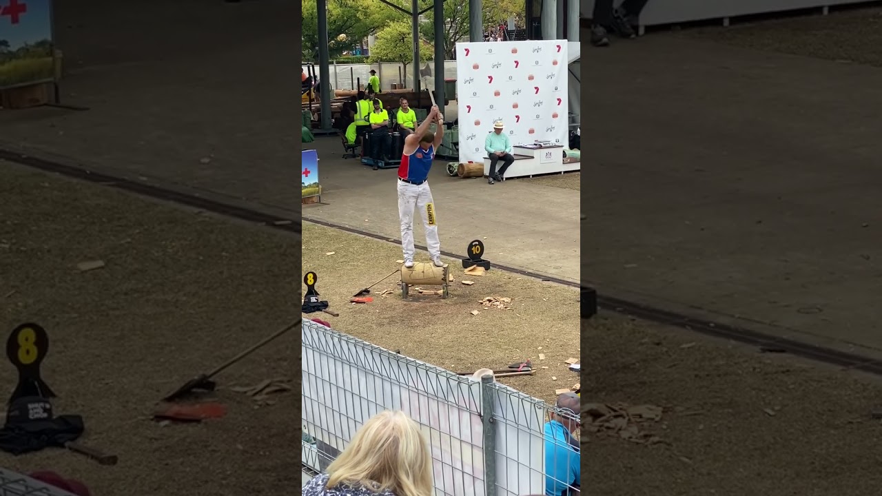 Woodchopping Heat 2 300mm Underhand Hard Hitting Championship Sydney Show 16/4/23 @amandabeams3354