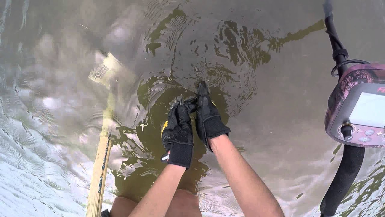 Metal Detecting Crystal Beach with the Fisher F19 - 13 March 2016