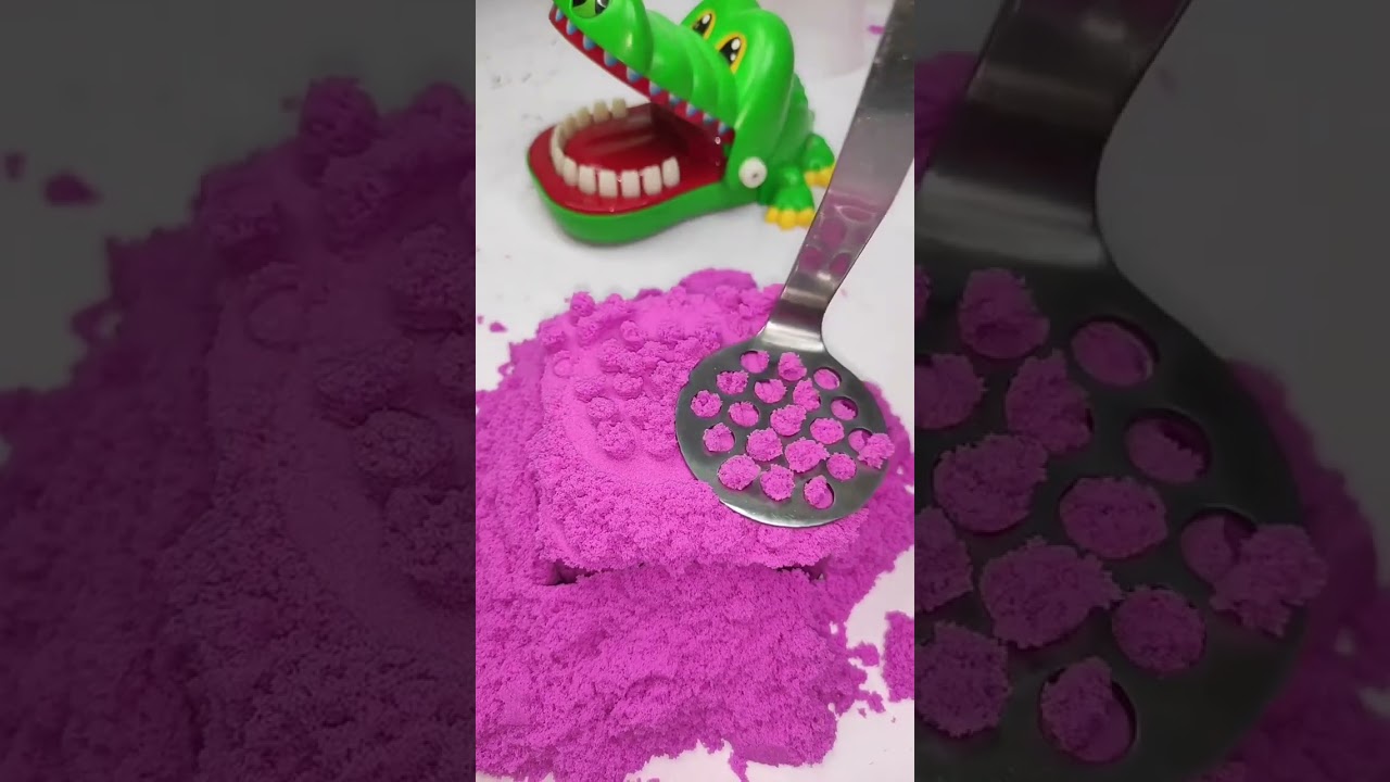 Satisfying Kinetic Sand Cutting 