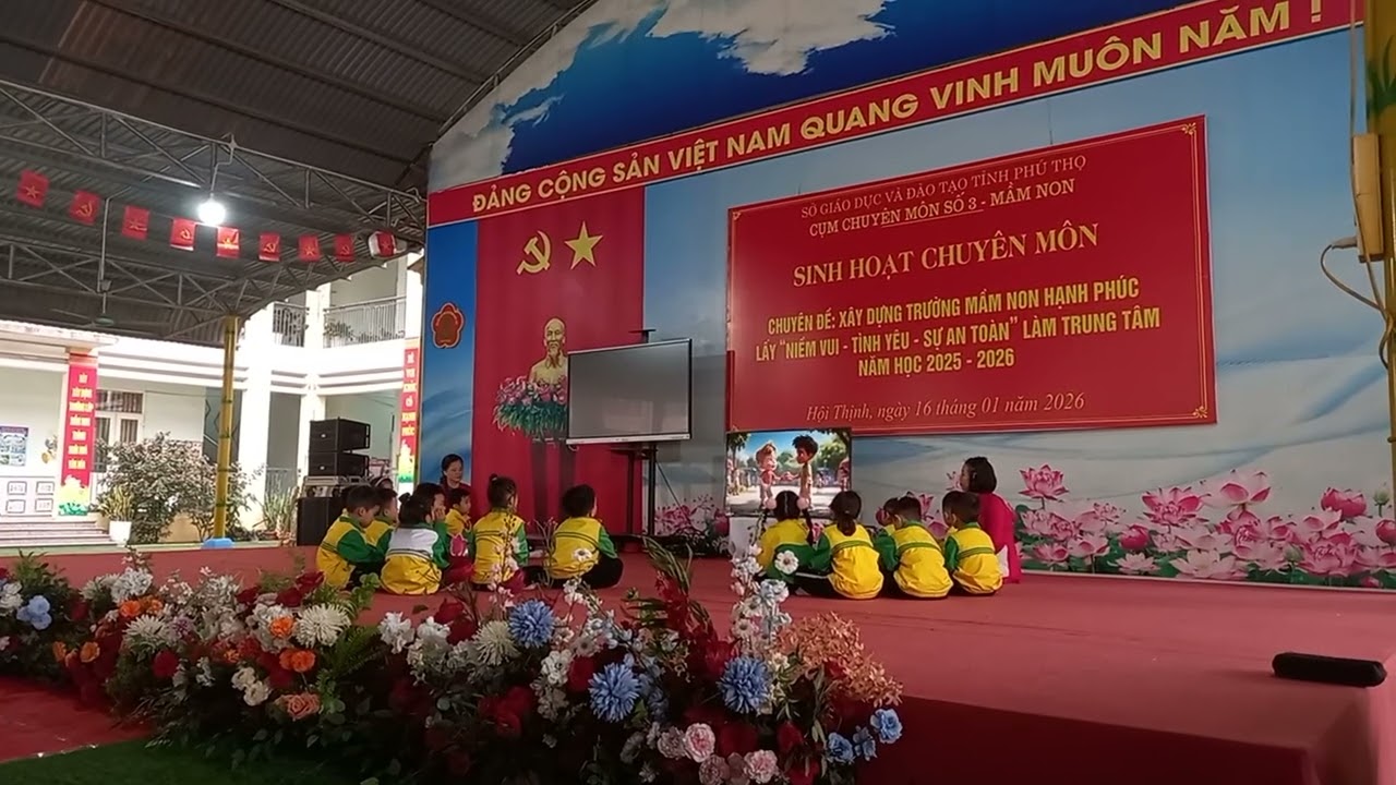 Dạy trẻ biết yêu thương,  quan tâm và chia sẻ. 5-6 tuổi_ MN Hợp Thịnh