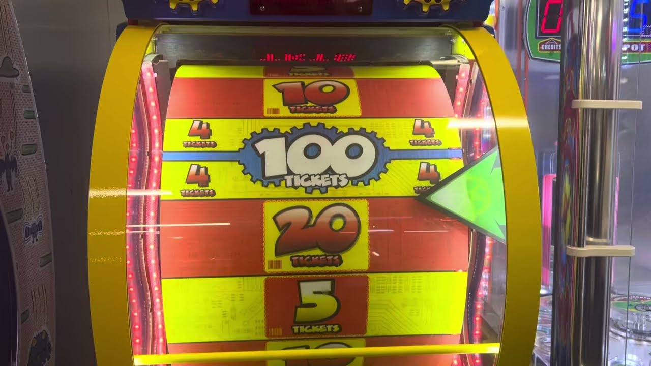 bay tek 2010 Crank it! Arcade at Fun World