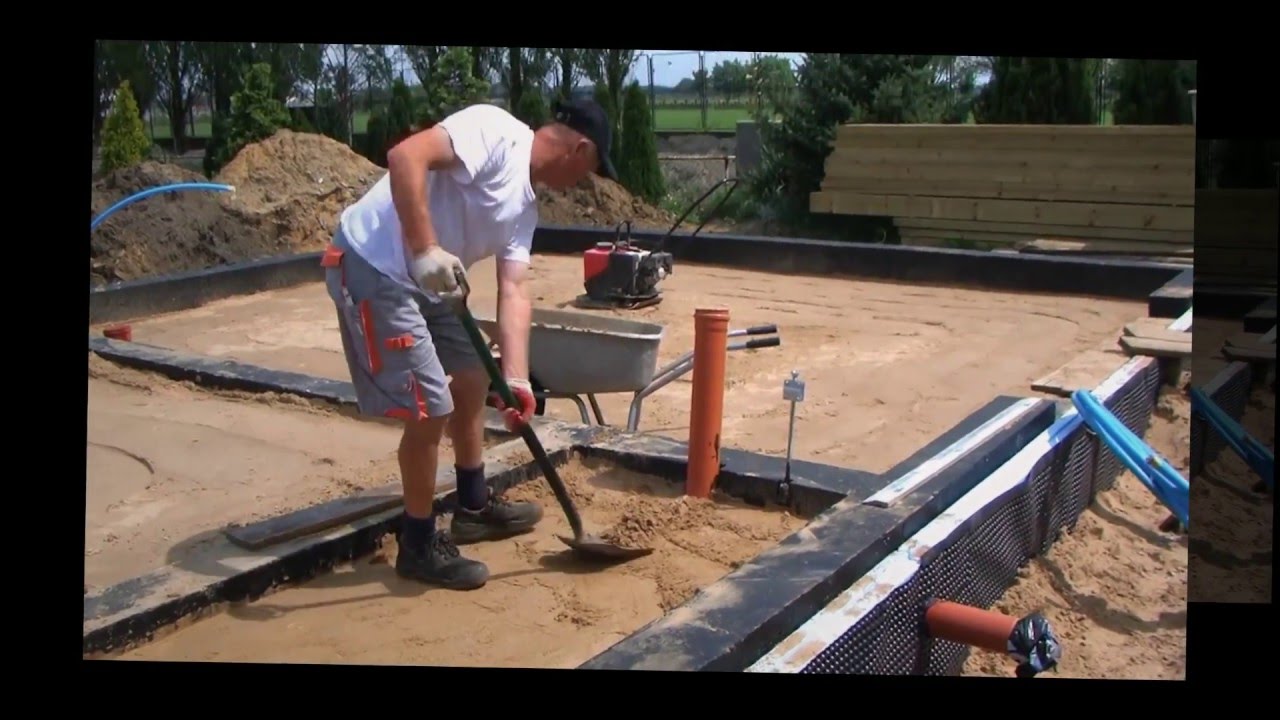 #68 Nasadíme kanalizační potrubí ... - Stavba Domu